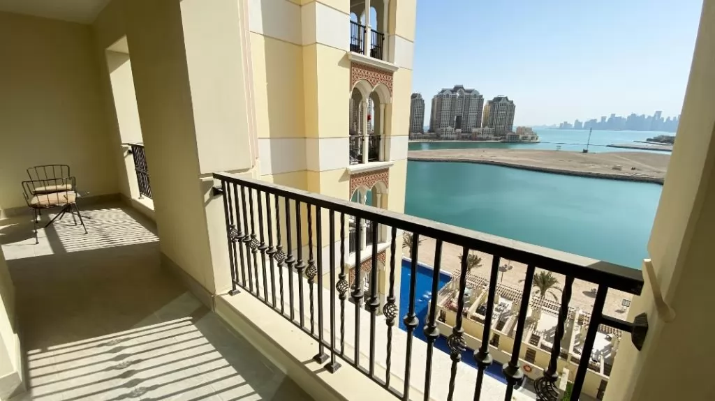 Residential Property 4 Bedrooms F/F Apartment  for rent in The-Pearl-Qatar , Doha-Qatar #11327 - 1  image 